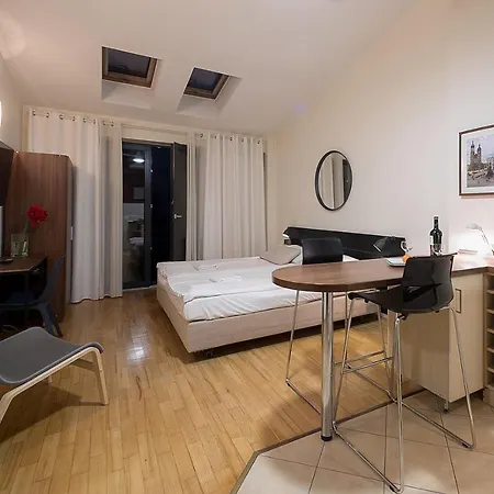 Main Square Studio With Terrace & Air Condition Krakow Exterior photo