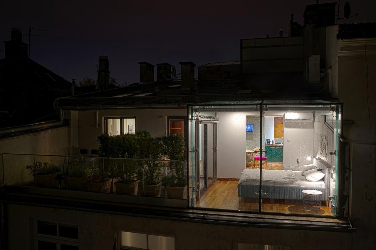 Apartament Main Square With Terrace & Air Condition *